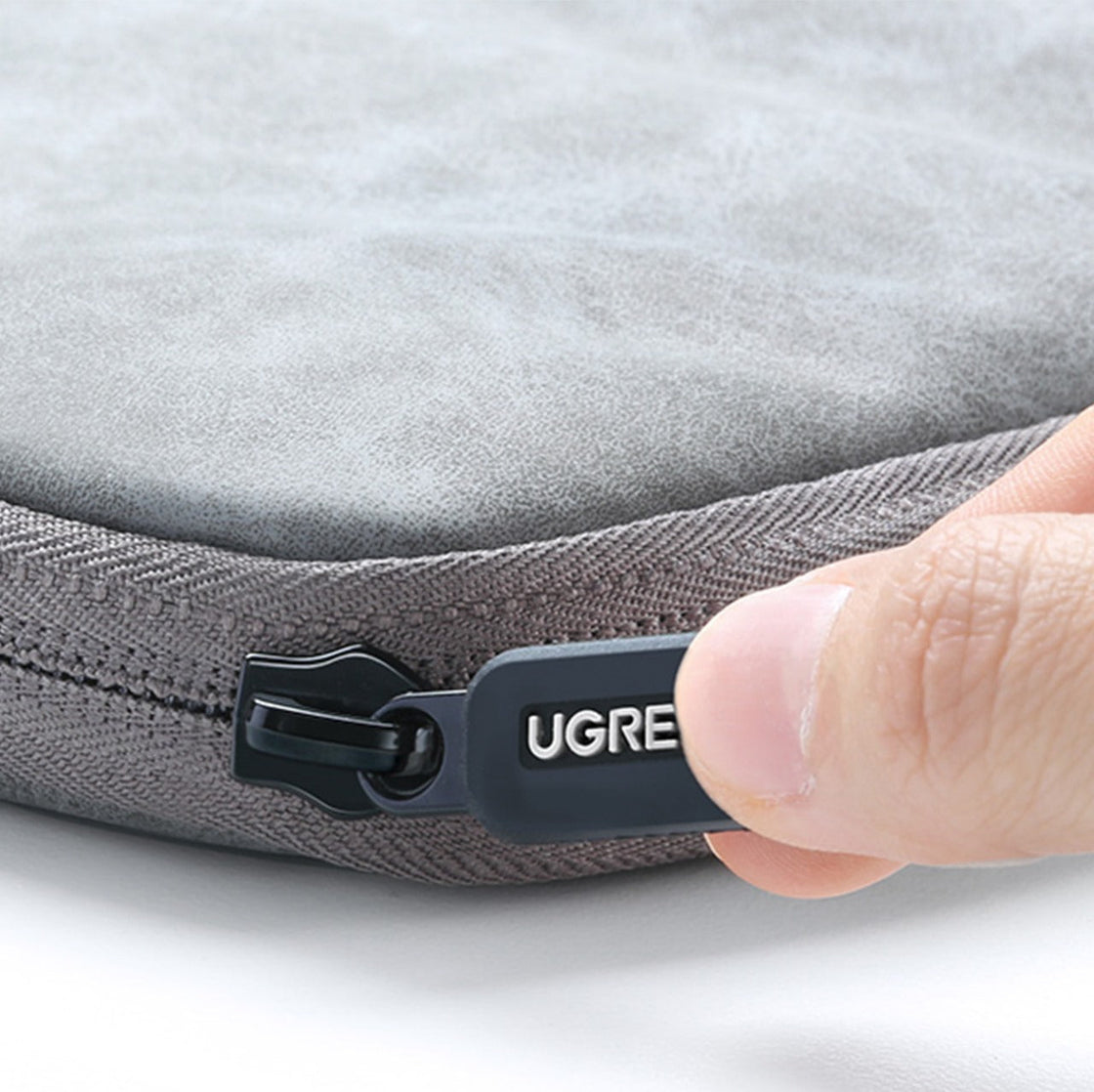 UGREEN Laptop Bag 14 to 14.9-inch (Gray) 20476